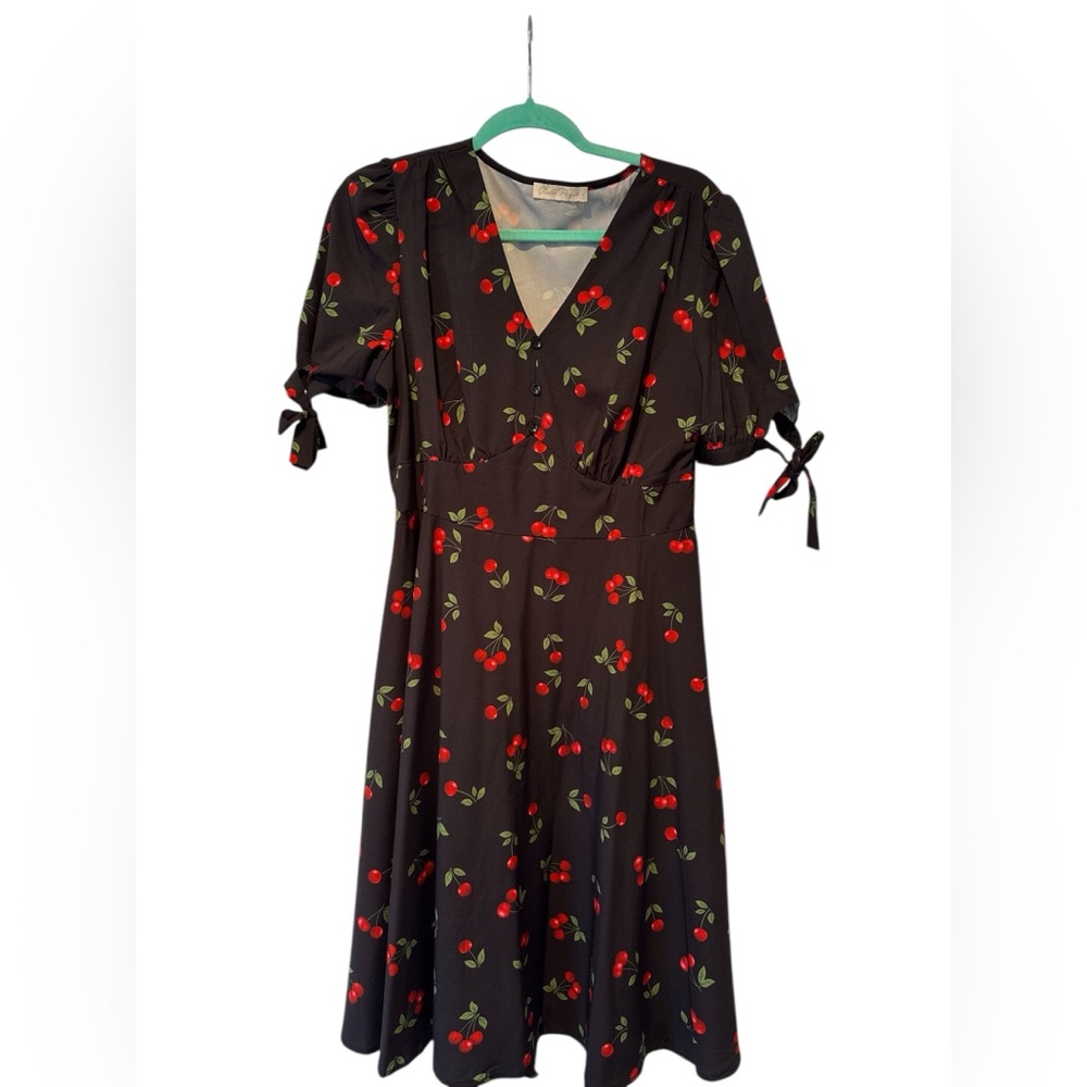 Red and Green Puff Sleeve V-Neck Midi Sundress